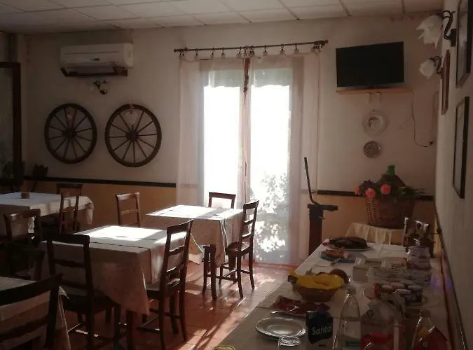 Agriturismo Boschi Фермерский дом *